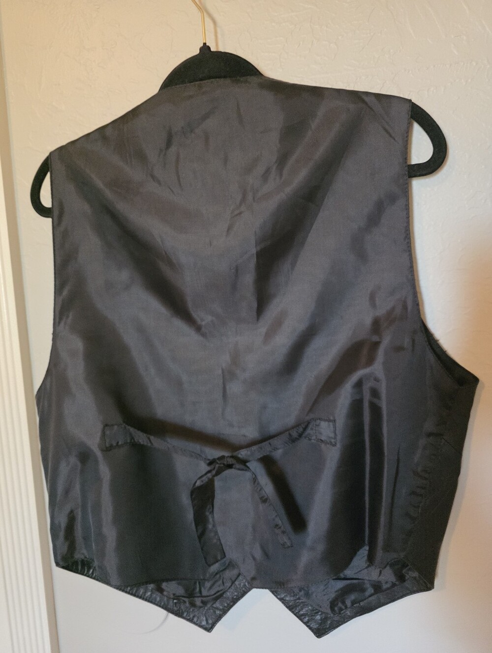 Learsi Men's Black Leather Vest - Large